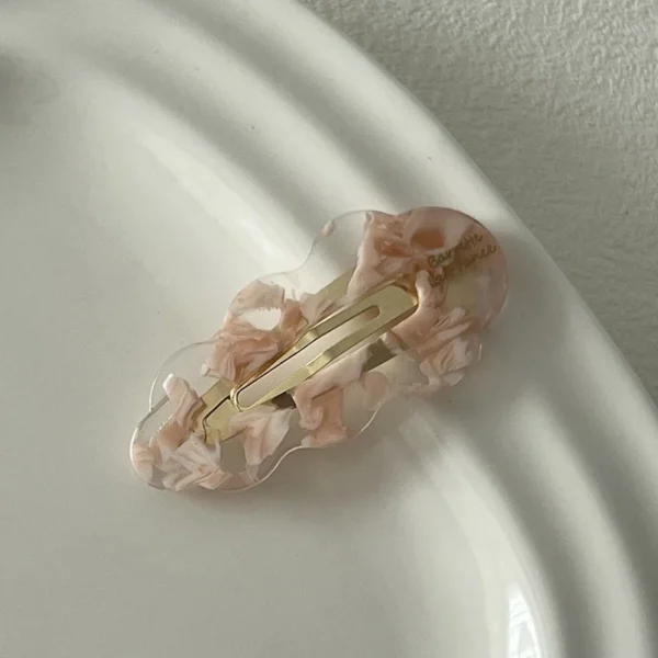 Barrette transparente florale – Style nuage en résine